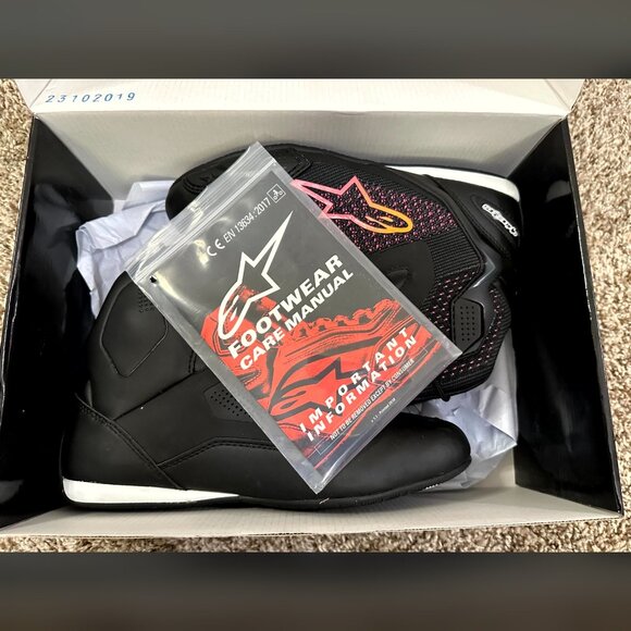 NWT Alpine Stars Motorcycle Shoes Stella Faster Tennis Shoes Ankle Boot 39 8.5 - Picture 2 of 10